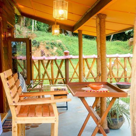 Blue Ocean Tree House Hiriketiya Villa Dikwella Exteriör bild
