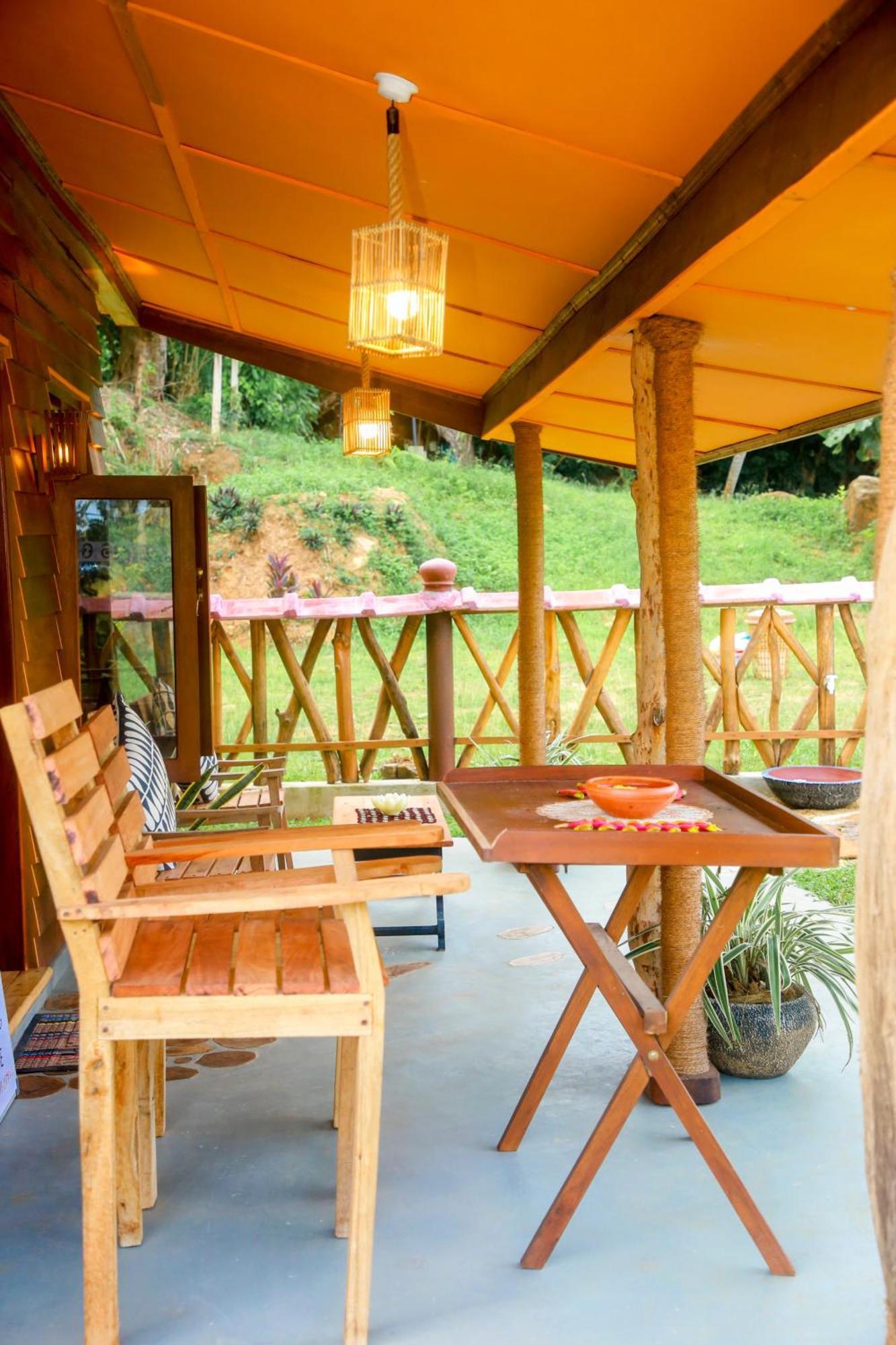 Blue Ocean Tree House Hiriketiya Villa Dikwella Exteriör bild