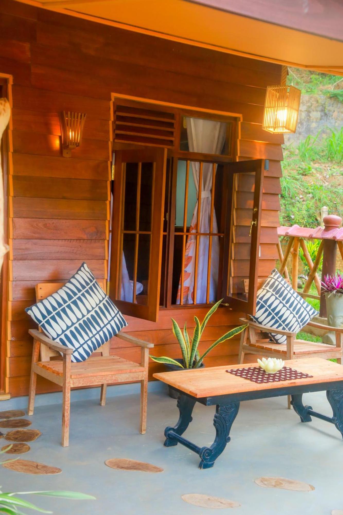 Blue Ocean Tree House Hiriketiya Villa Dikwella Exteriör bild